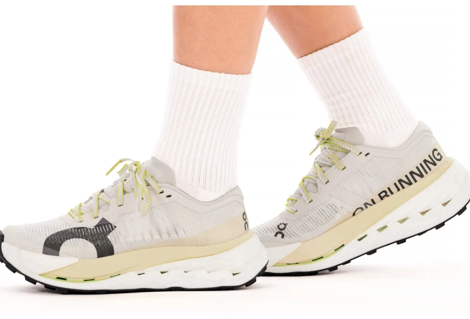 Femme On-Running Trail^Cloudultra Pro femme