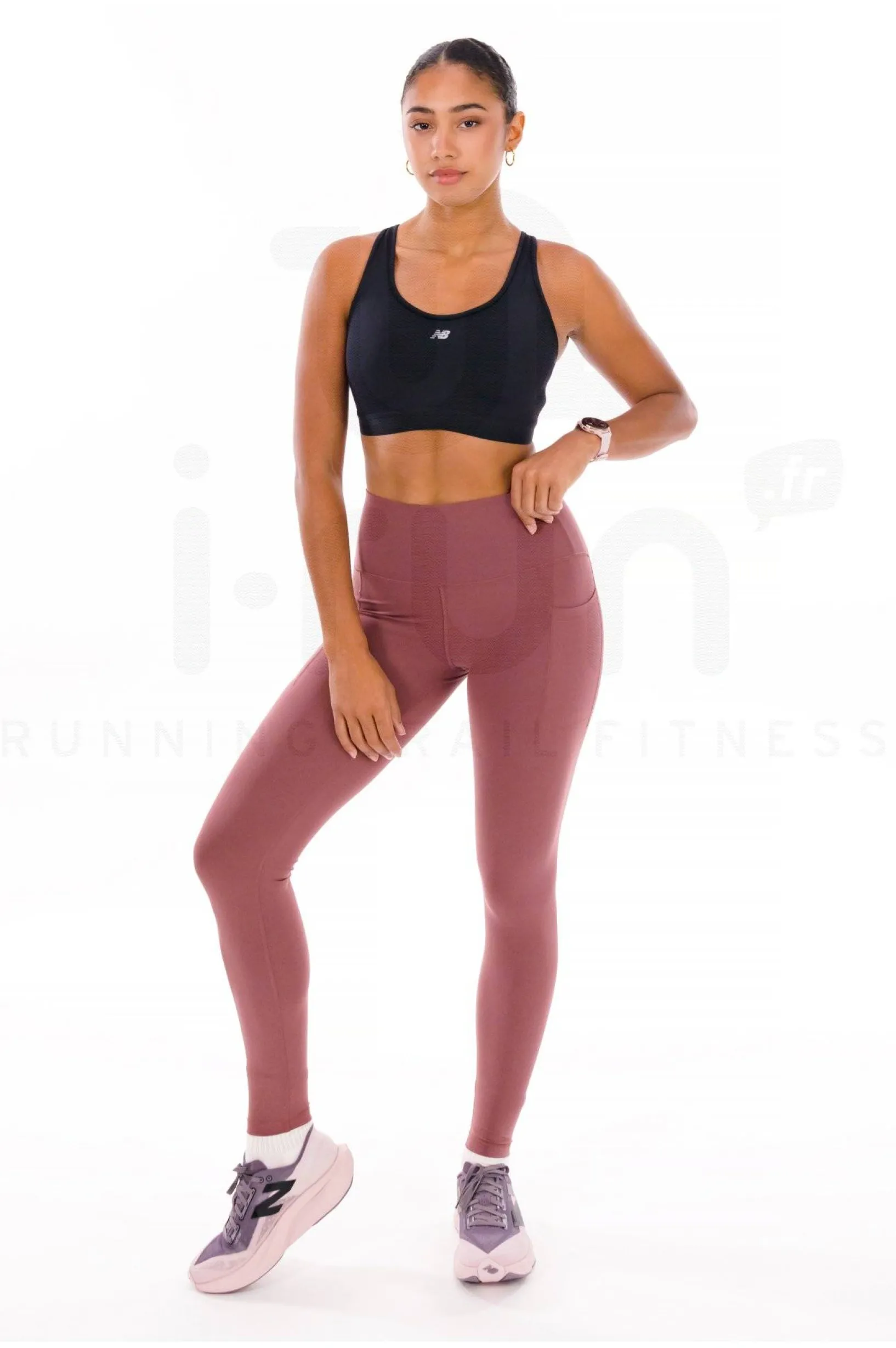 Femme New Balance Brassières / Soutiens-Gorge^Essential Run femme