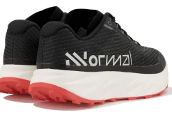 Femme NNormal Trail^Kjerag 02 femme