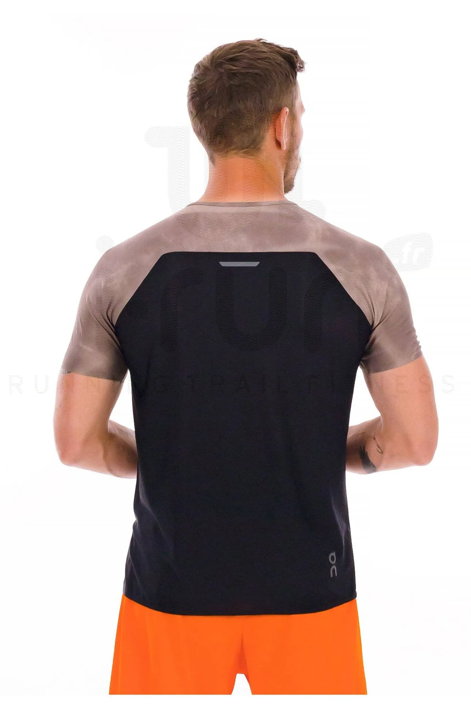Homme On-Running Manches Courtes^Performance-T