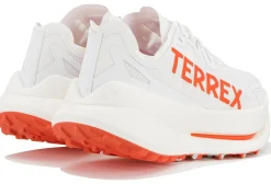 Femme adidas Trail^Terrex Agravic Speed Ultra femme