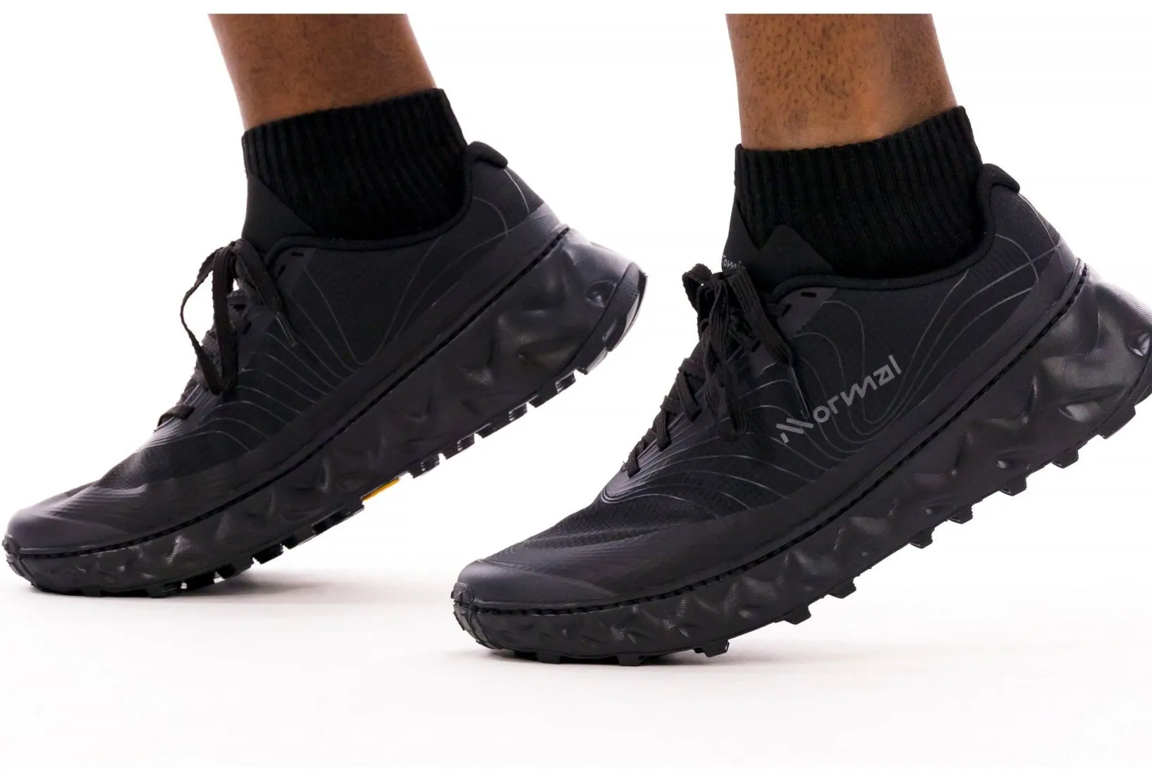 Homme NNormal Trail^Tomir 02