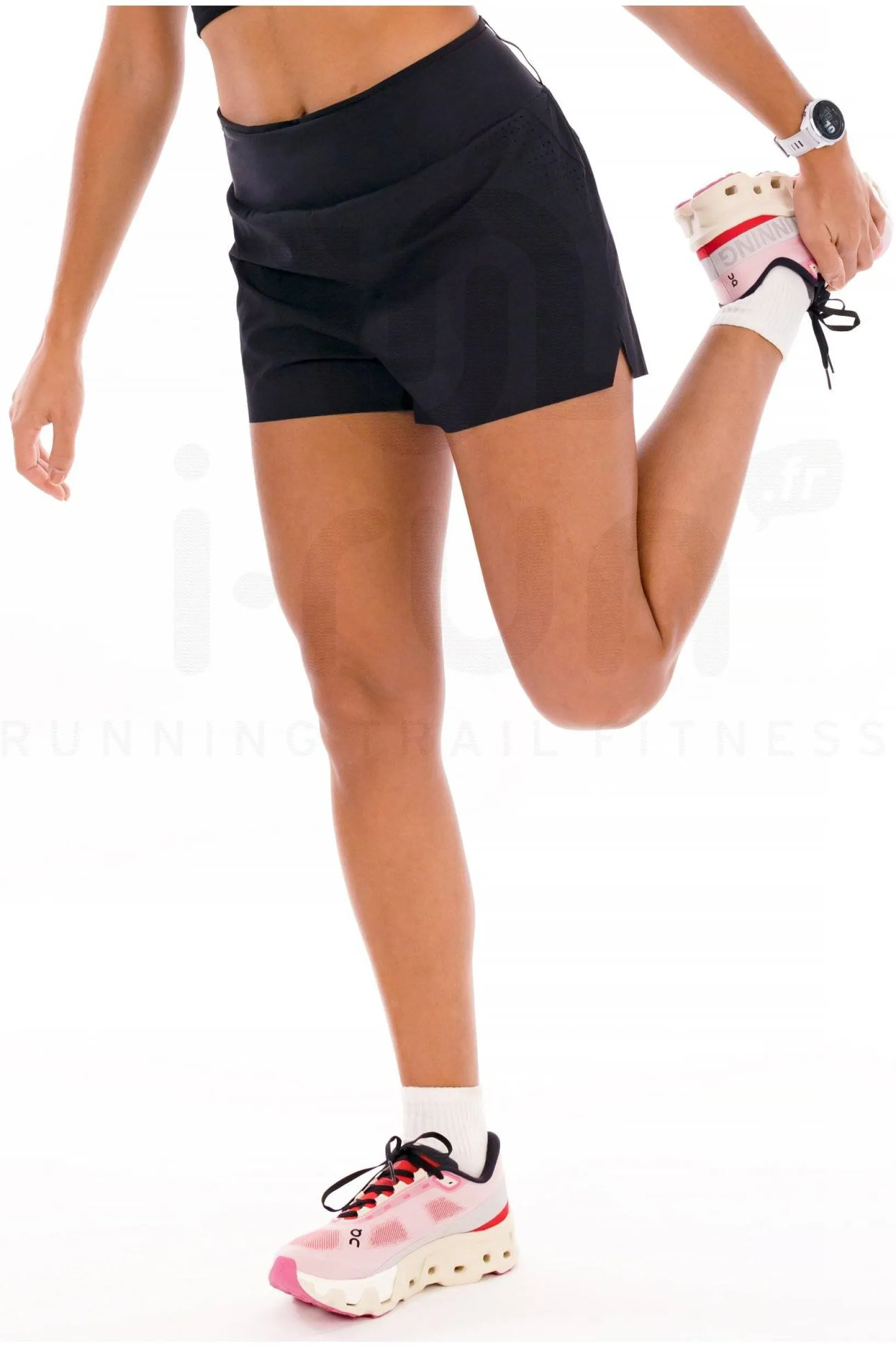 Femme On-Running Shorts / Cuissards / Jupes^Ultra femme