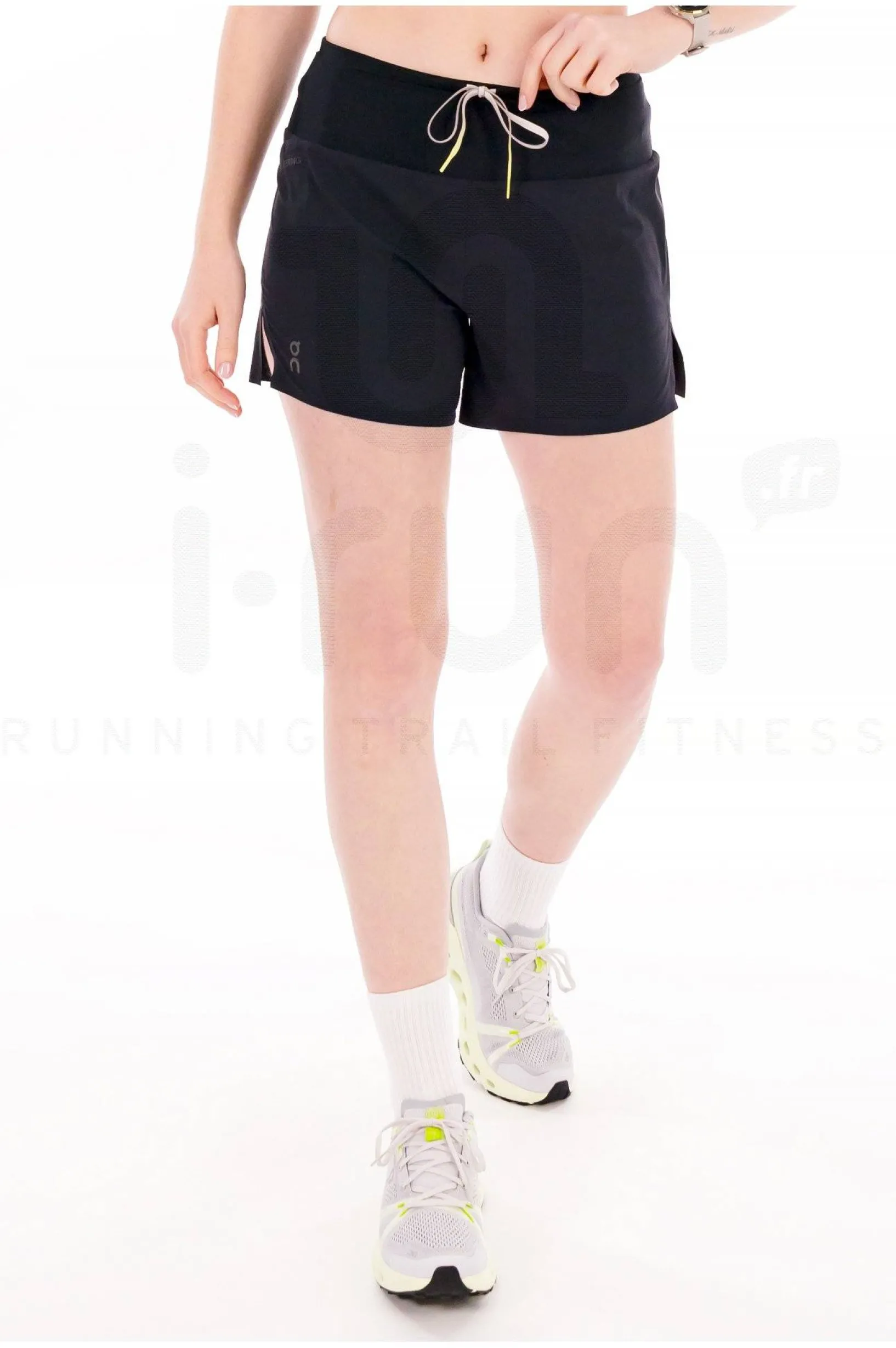 Femme On-Running Shorts / Cuissards / Jupes^Ultra femme
