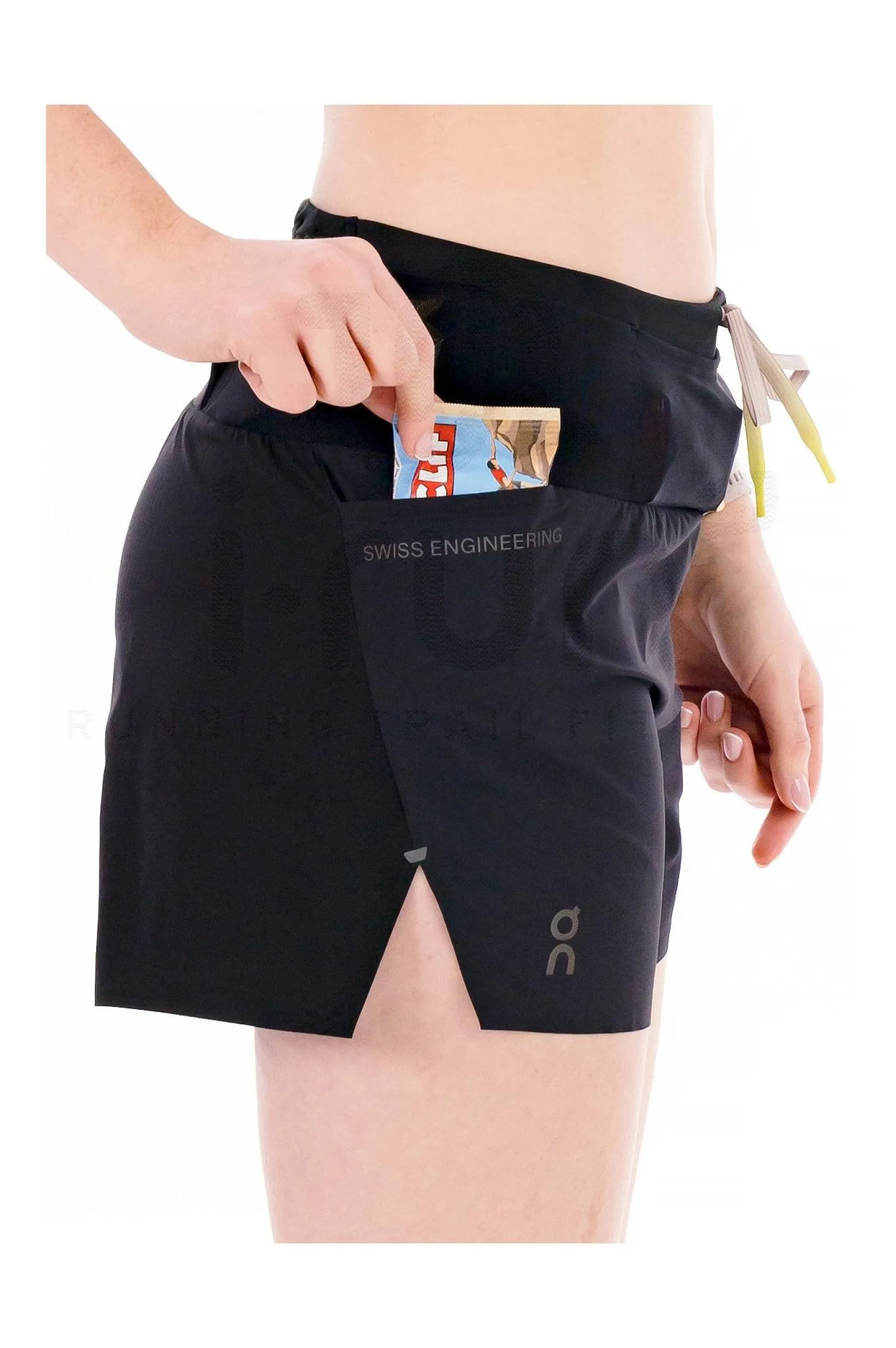 Femme On-Running Shorts / Cuissards / Jupes^Ultra femme