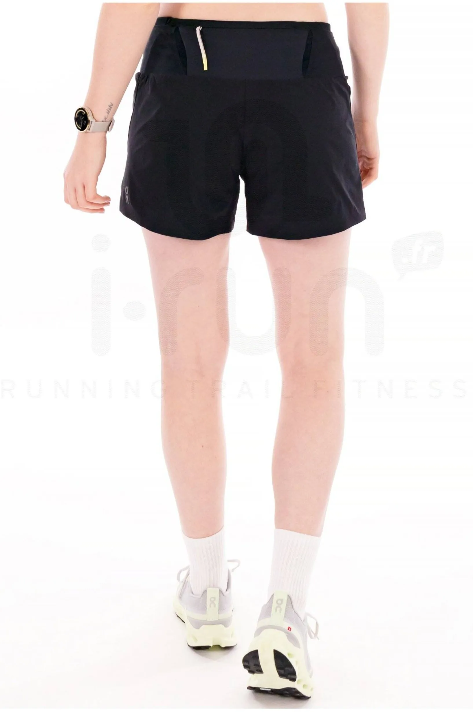 Femme On-Running Shorts / Cuissards / Jupes^Ultra femme