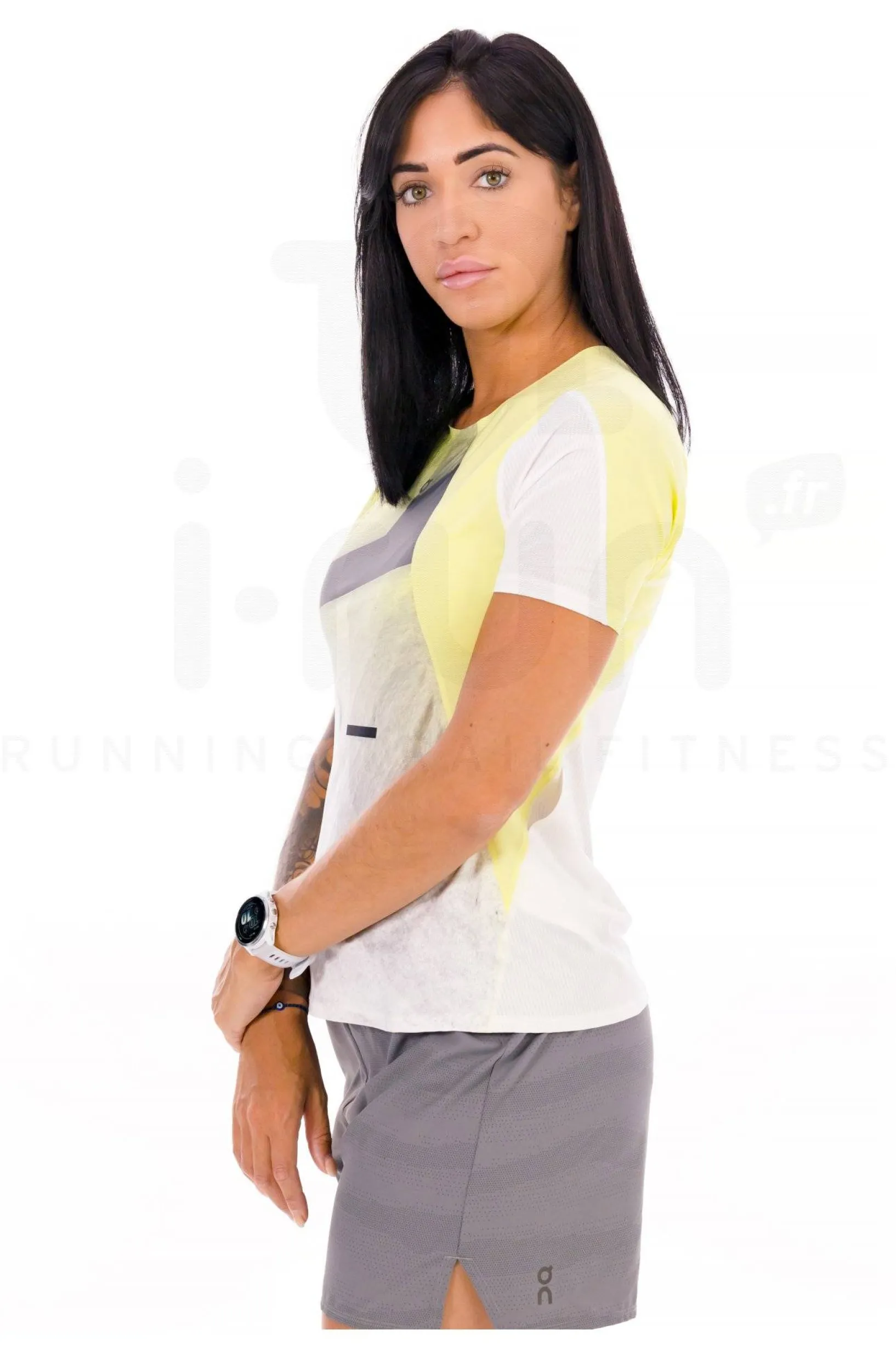 Femme On-Running Manches Courtes^Ultra-T femme