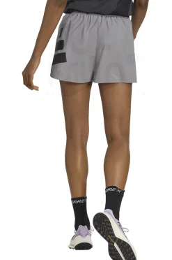 Femme adidas Shorts / Cuissards / Jupes^Xperior femme